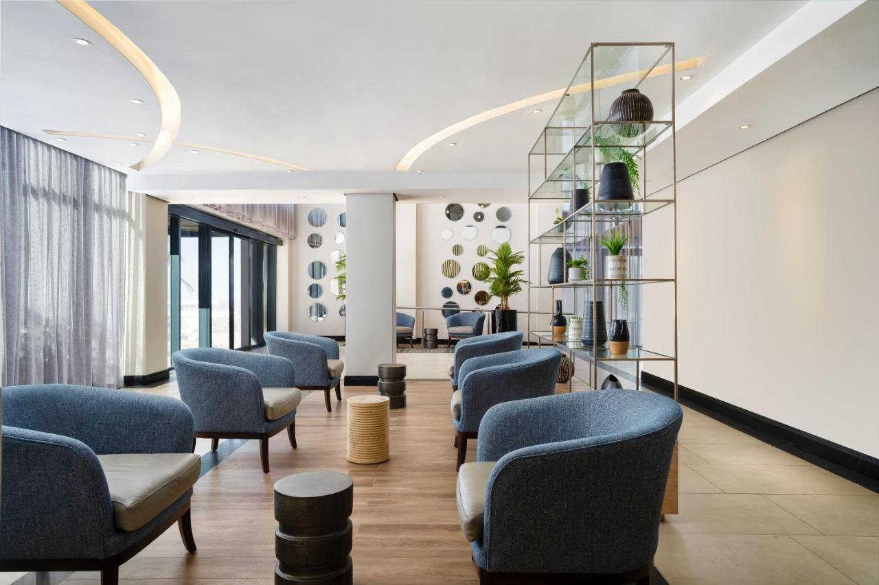 Premier Splendid Inn Umhlanga ダーバン エクステリア 写真