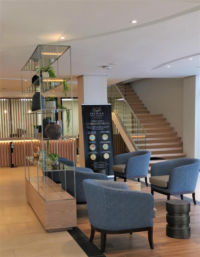 Premier Splendid Inn Umhlanga ダーバン エクステリア 写真